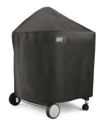 This lightweight yet durable cover is easy to pull on and off your Weber Performer Kettle barbecue. Its fastening straps keep it from blowing away, and its water resistant material helps to maintain a clean, sleek surface.